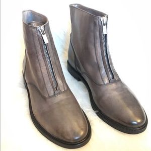 Frye Womens Kelly Front Zip Bootie Ankle Boot Frye Womens Kelly Front Zip Bootie Ankle Boot